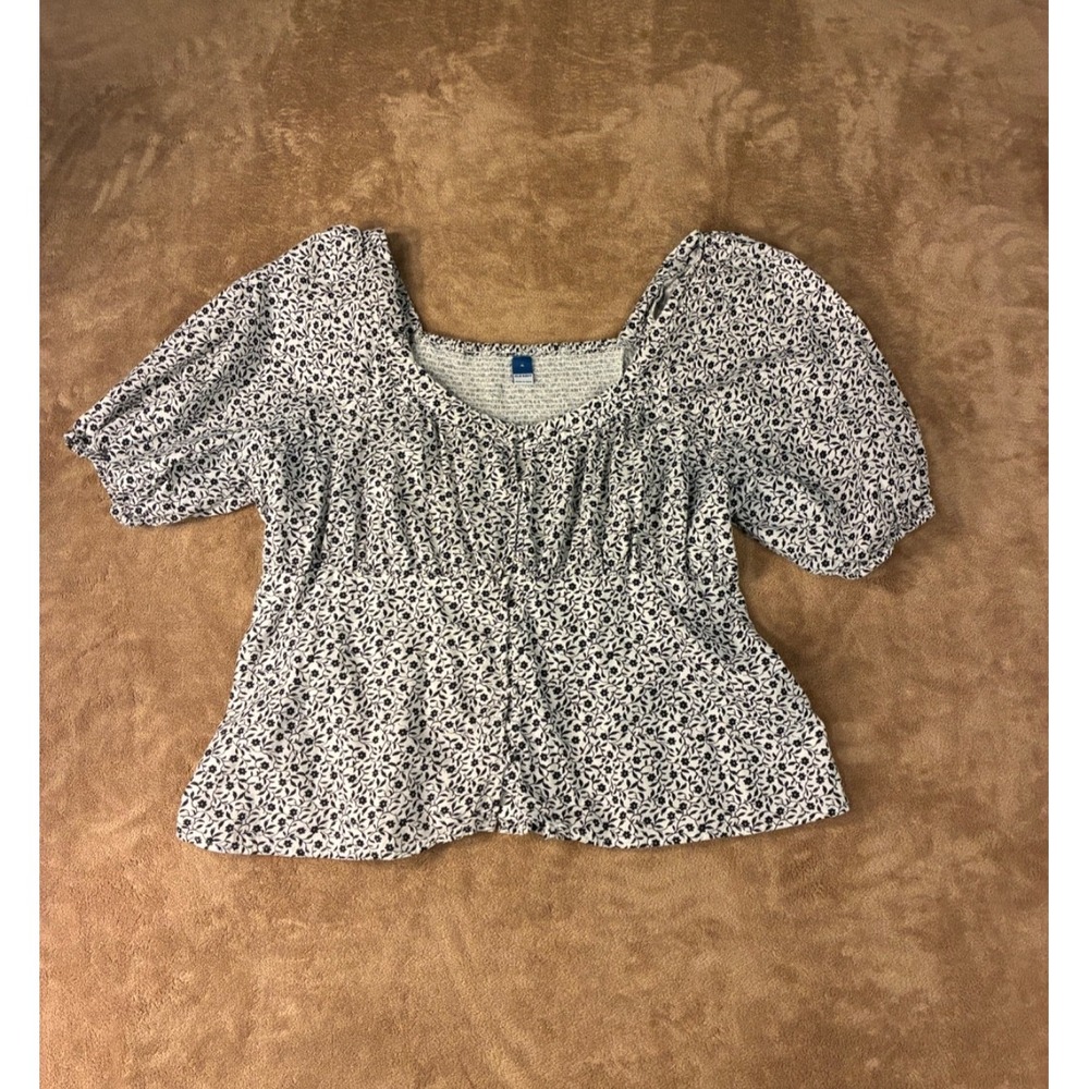Old Navy Womens Top XL White Black Floral Puff Sleeve Smocked Peplum Cottagecore